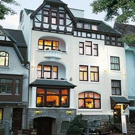 Arthotel Ana Отель