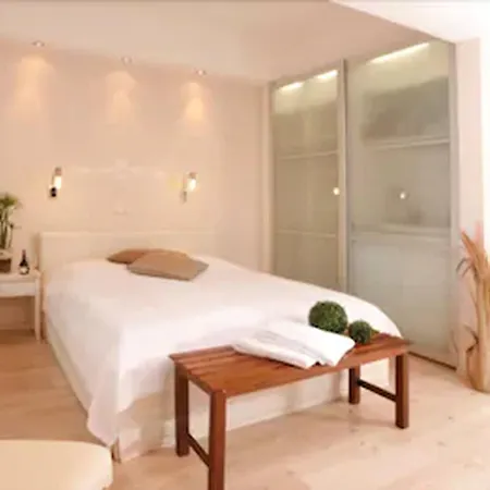 Hotel Arthotel Ana 3*