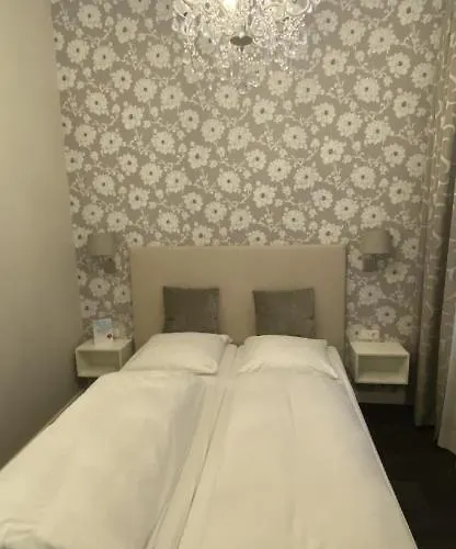 Готель Arthotel Ana