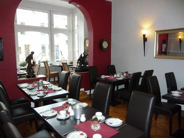 Arthotel Ana Готель 3*